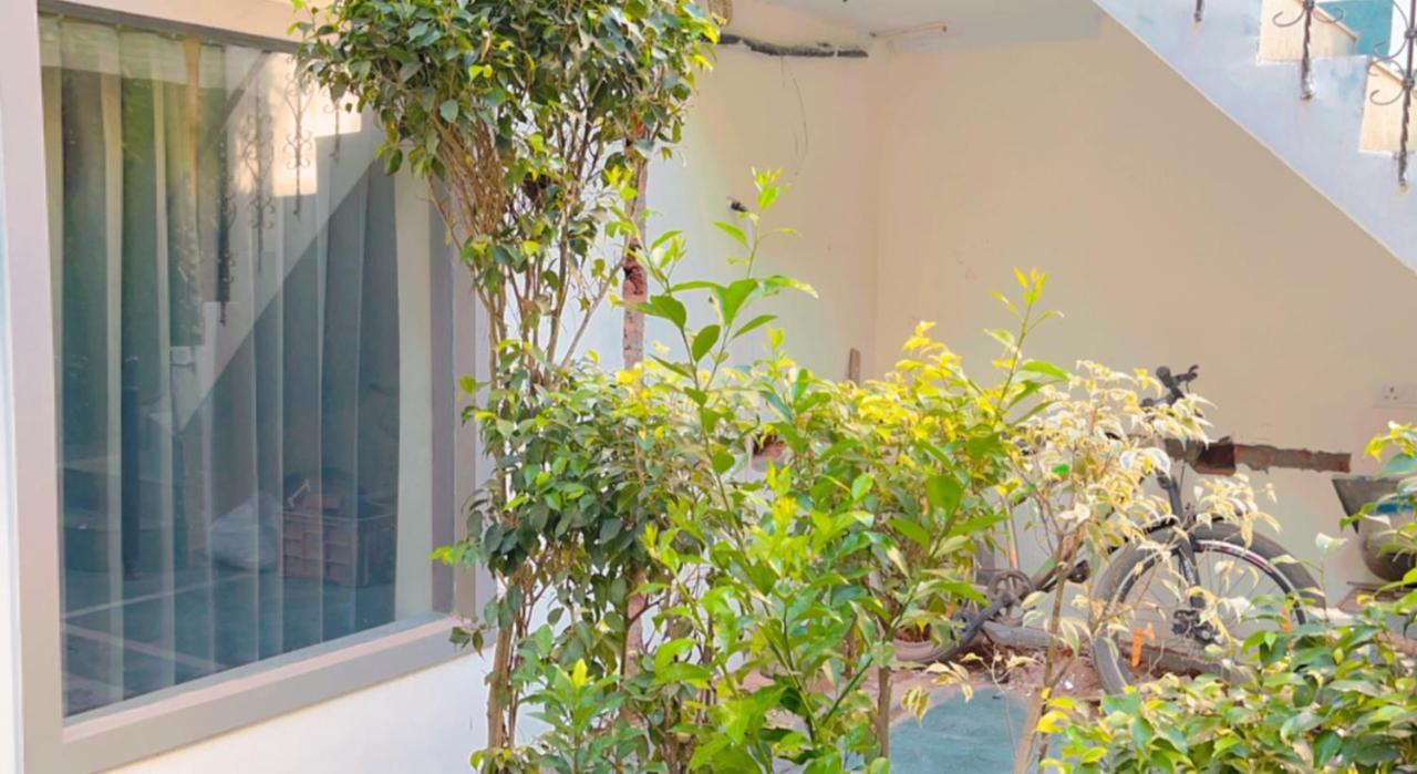 אמריצר City View With Garden -5 Mins Walk From Golden Temple מראה חיצוני תמונה